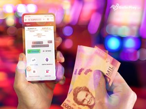 Teléfono celular explicando como depositar en el casino online GalloPlay